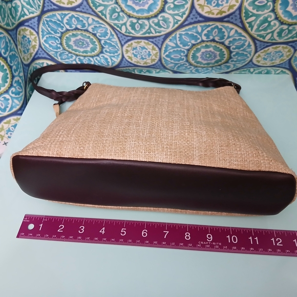 Etienne Aigner Tan and Brown Straw Shoulder Bag - Picture 5 of 9